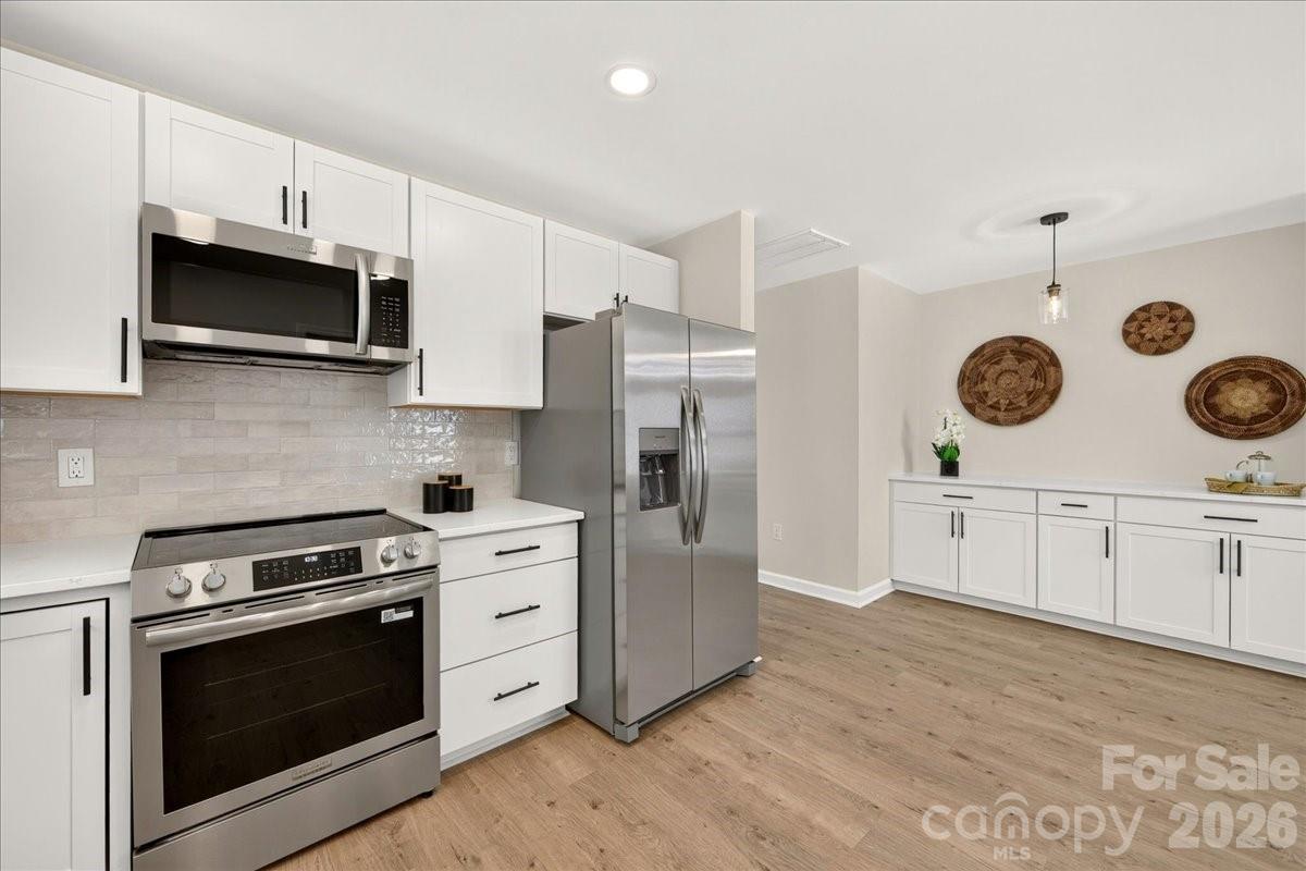 2000 Lawton Bluff Rd., Charlotte, NC 28226