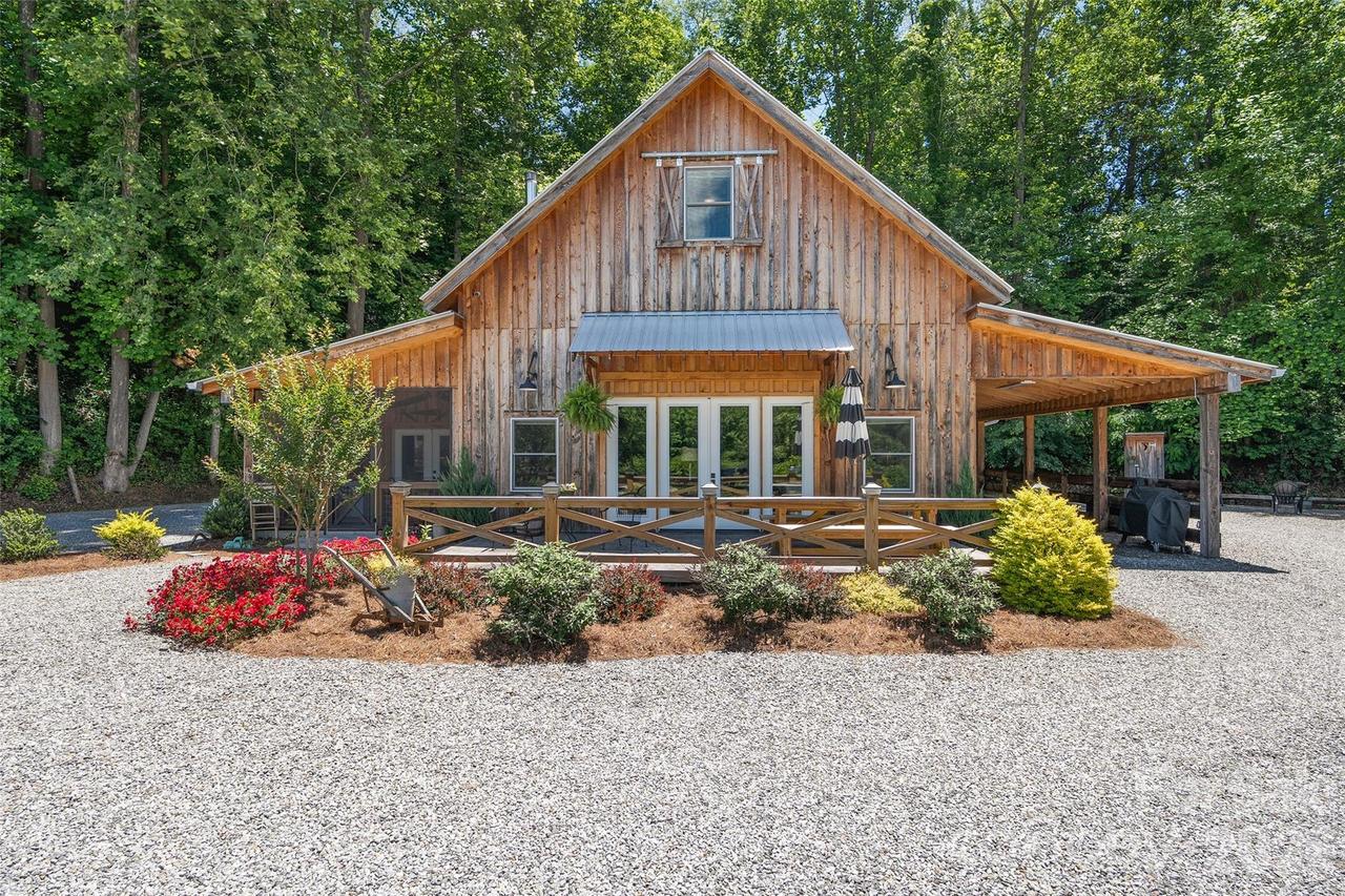 258 Vance St., Waynesville, NC 28786
