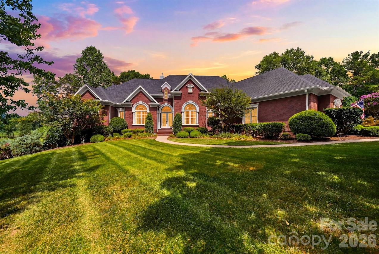3745 Pinecrest Dr. #135, Hickory, NC 28601