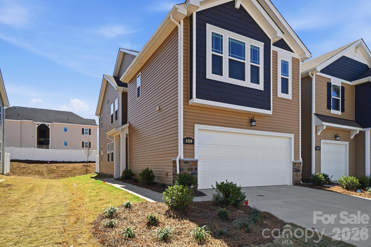 5216 Wyes Oak Ln., Charlotte, NC 28269