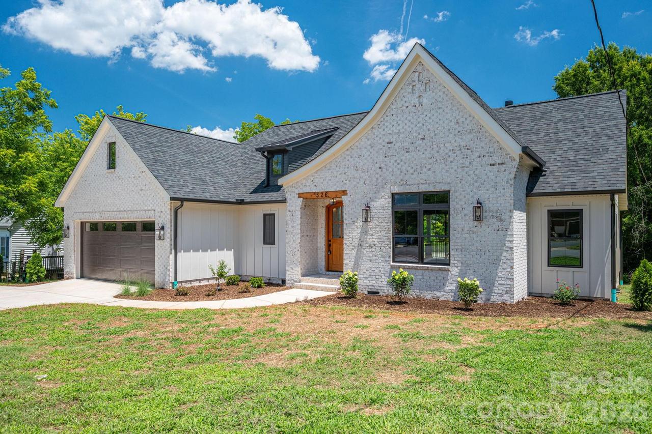 526 N Aspen St., Lincolnton, NC 28092