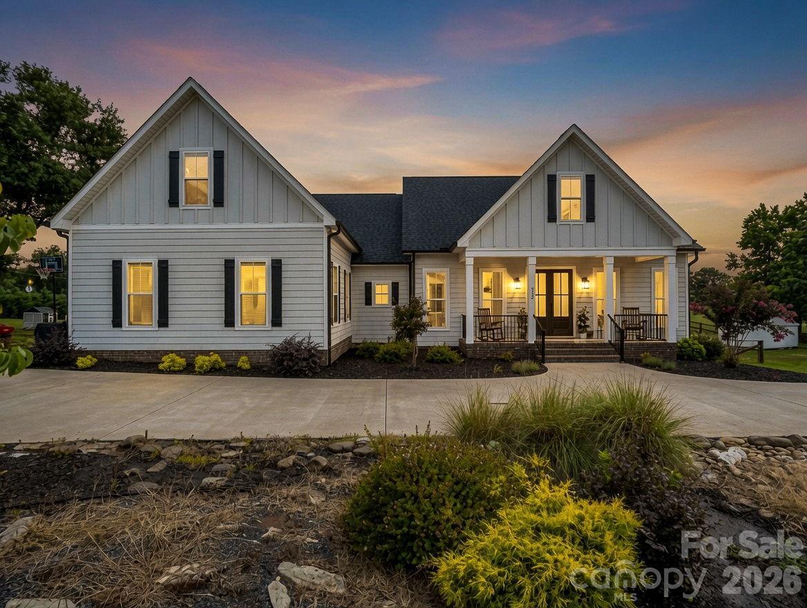 107 Burch Hutchins Rd., Forest City, NC 28043