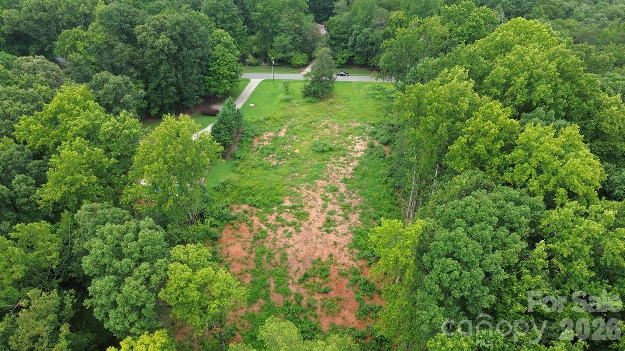 8251 Addison Dr., Harrisburg, NC 28075