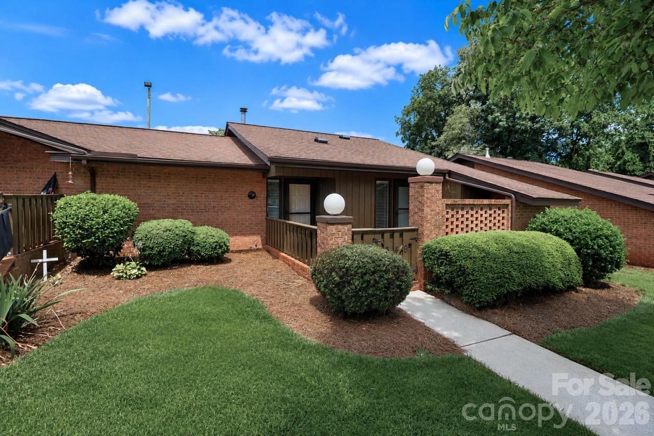 1349 Radio Rd., Statesville, NC 28625