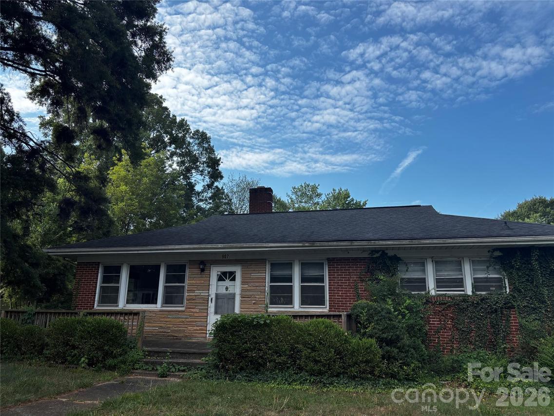 907 Maple Ave., Salisbury, NC 28144