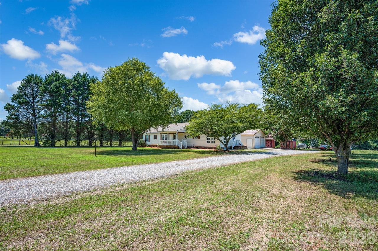 766 Midway Rd., Statesville, NC 28625
