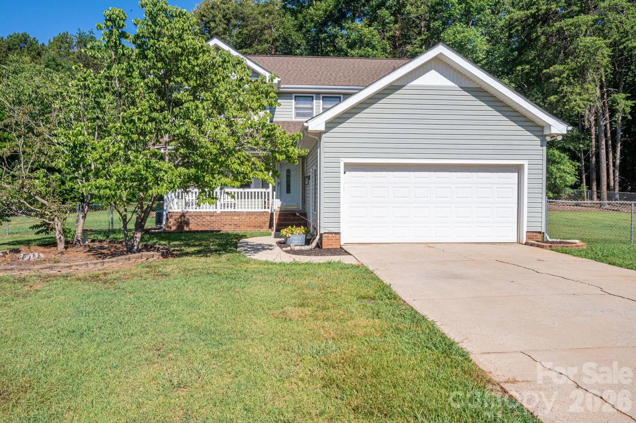 4503 Briarcreek Rd., Maiden, NC 28650