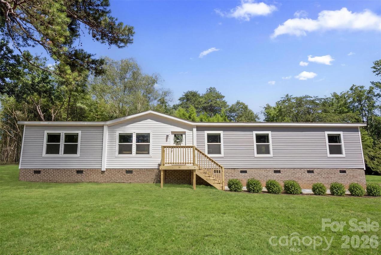 183 Louise Dr., Mooresville, NC 28115
