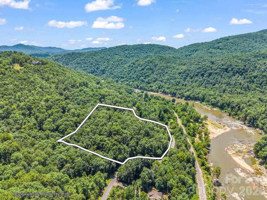3670 French Broad Pkwy., Marshall, NC 28753