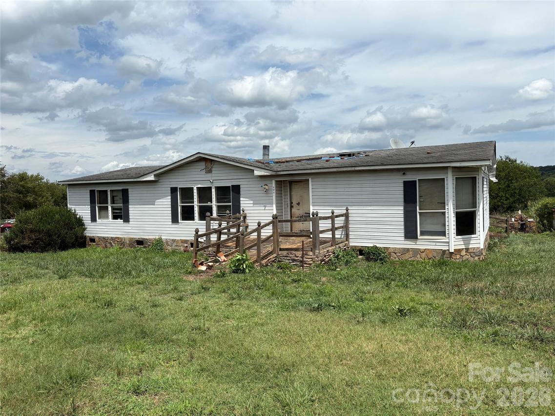 5954 Charlie Little Rd., Claremont, NC 28610