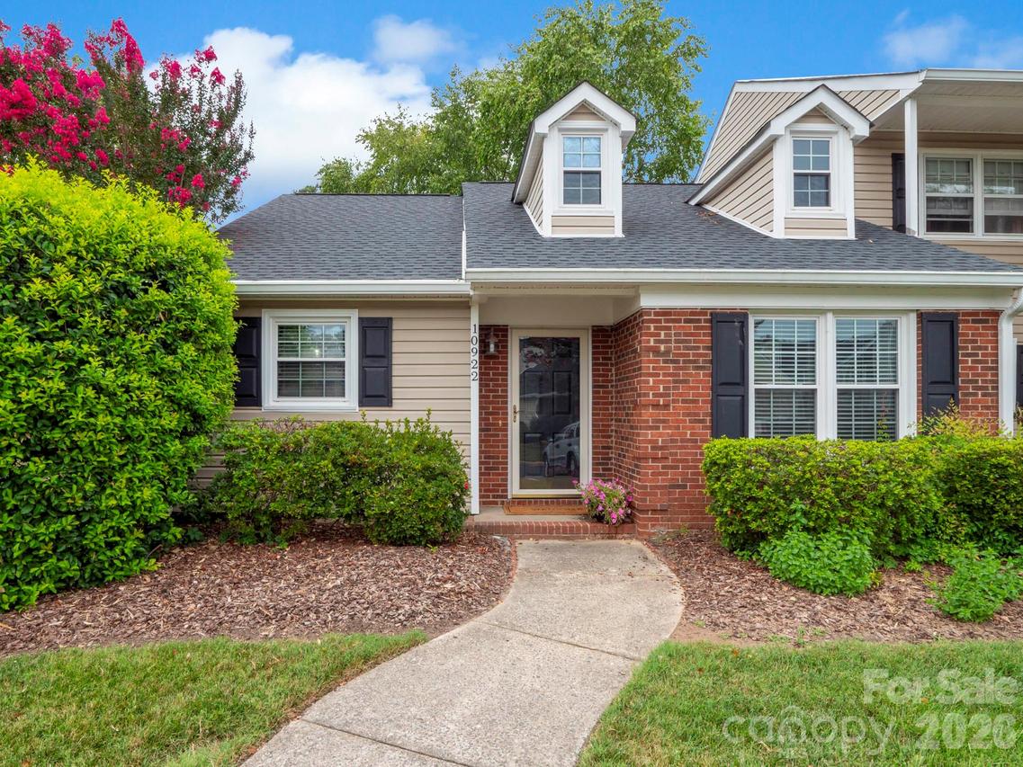 10922 Winterbourne Ct., Charlotte, NC 28277