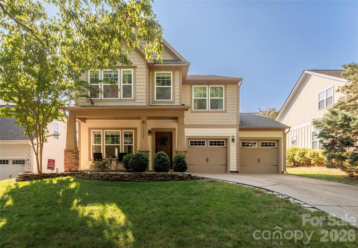 19925 Wooden Tee Dr., Davidson, NC 28036