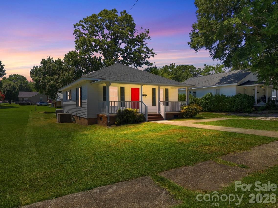 210 York Ave., Kannapolis, NC 28083