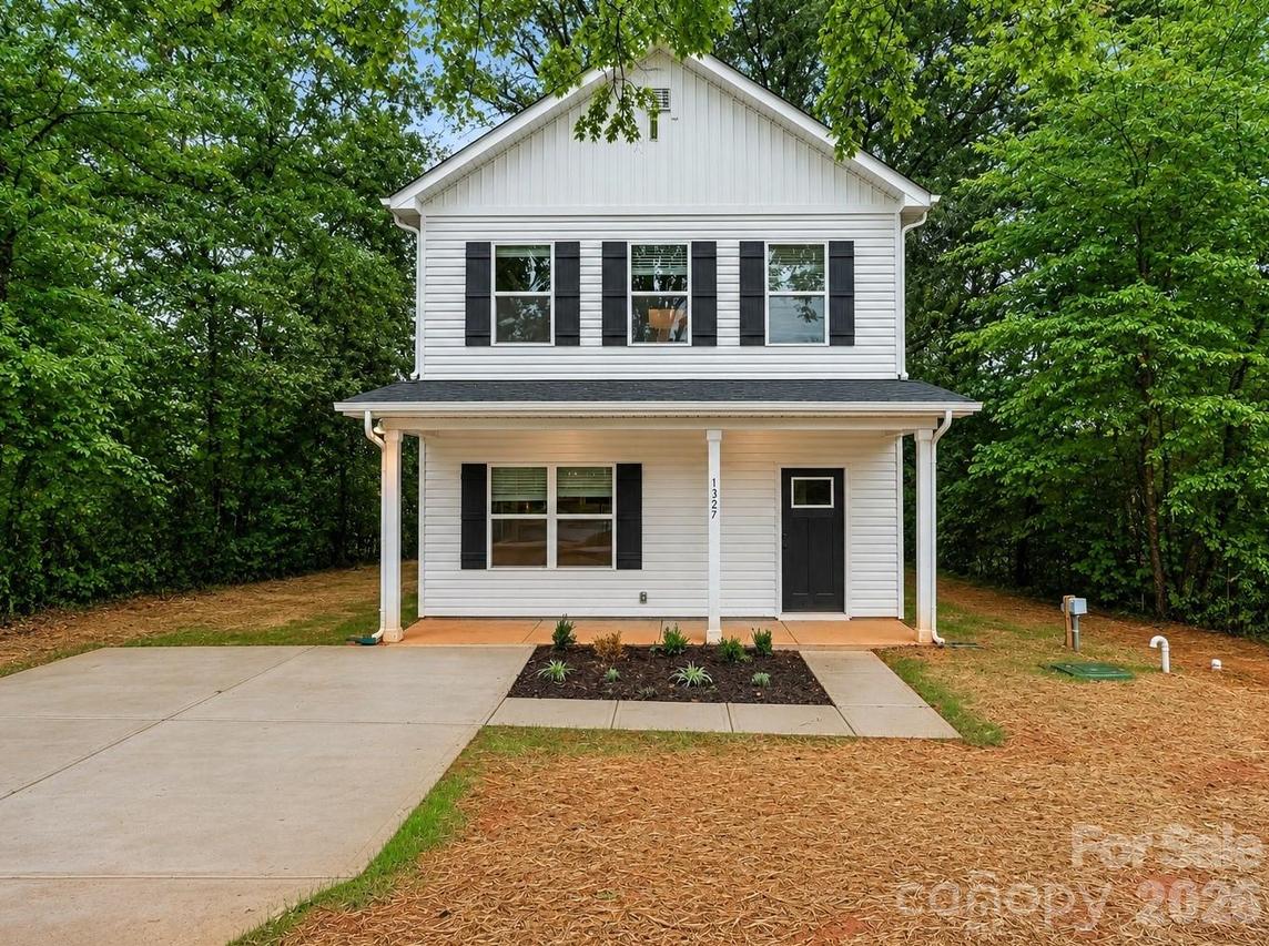 1327 4th St., Statesville, NC 28677