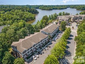797 Peninsula Dr., Davidson, NC 28036