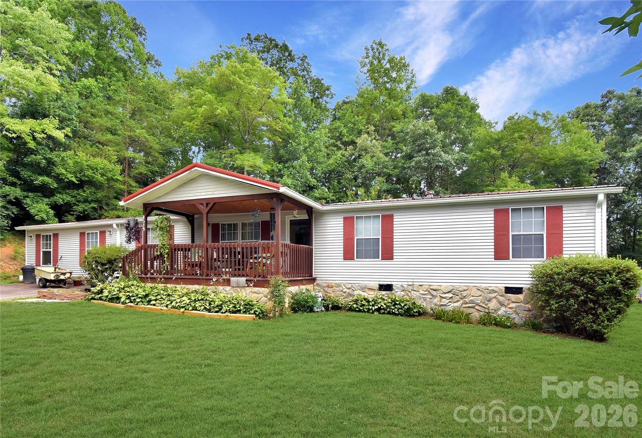 1515 States Ave., Morganton, NC 28655