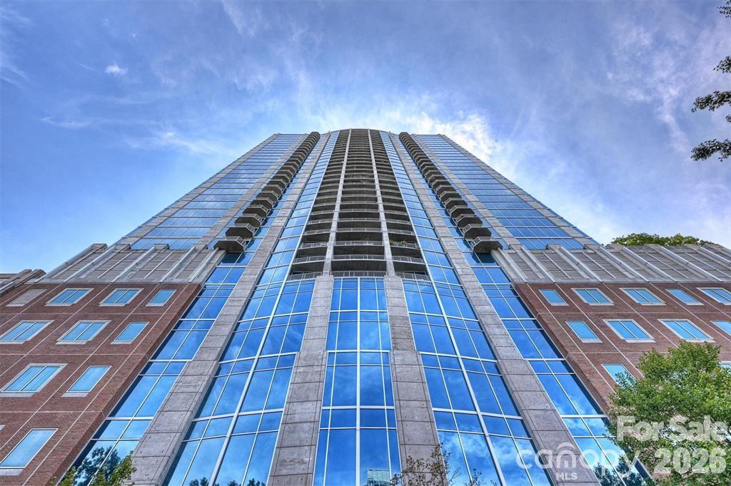 210 N Church St. #1505, Charlotte, NC 28202