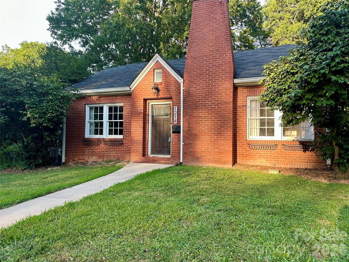 1214 S York St., Gastonia, NC 28052