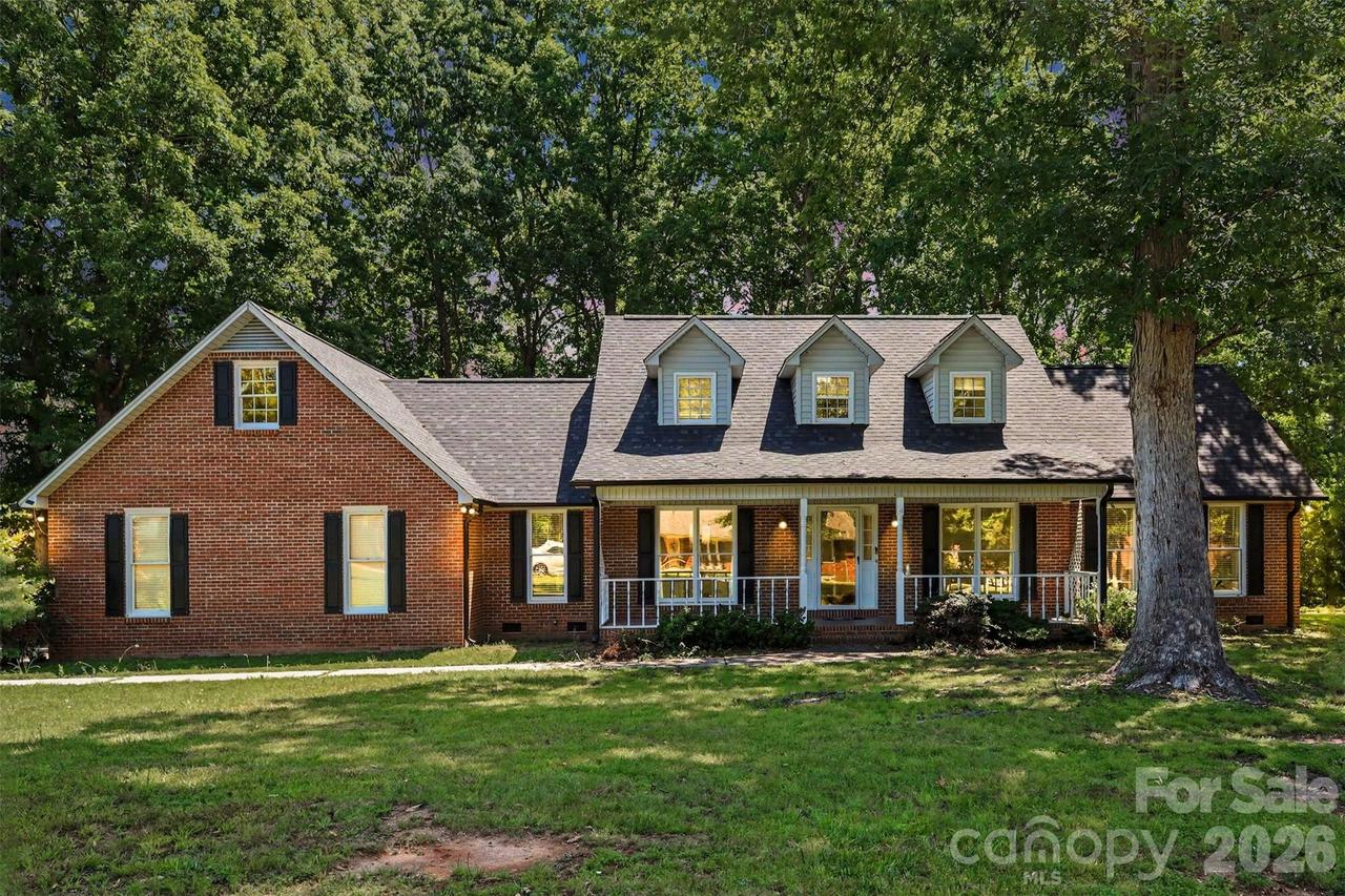 121 Country Creek Dr., Kings Mountain, NC 28086