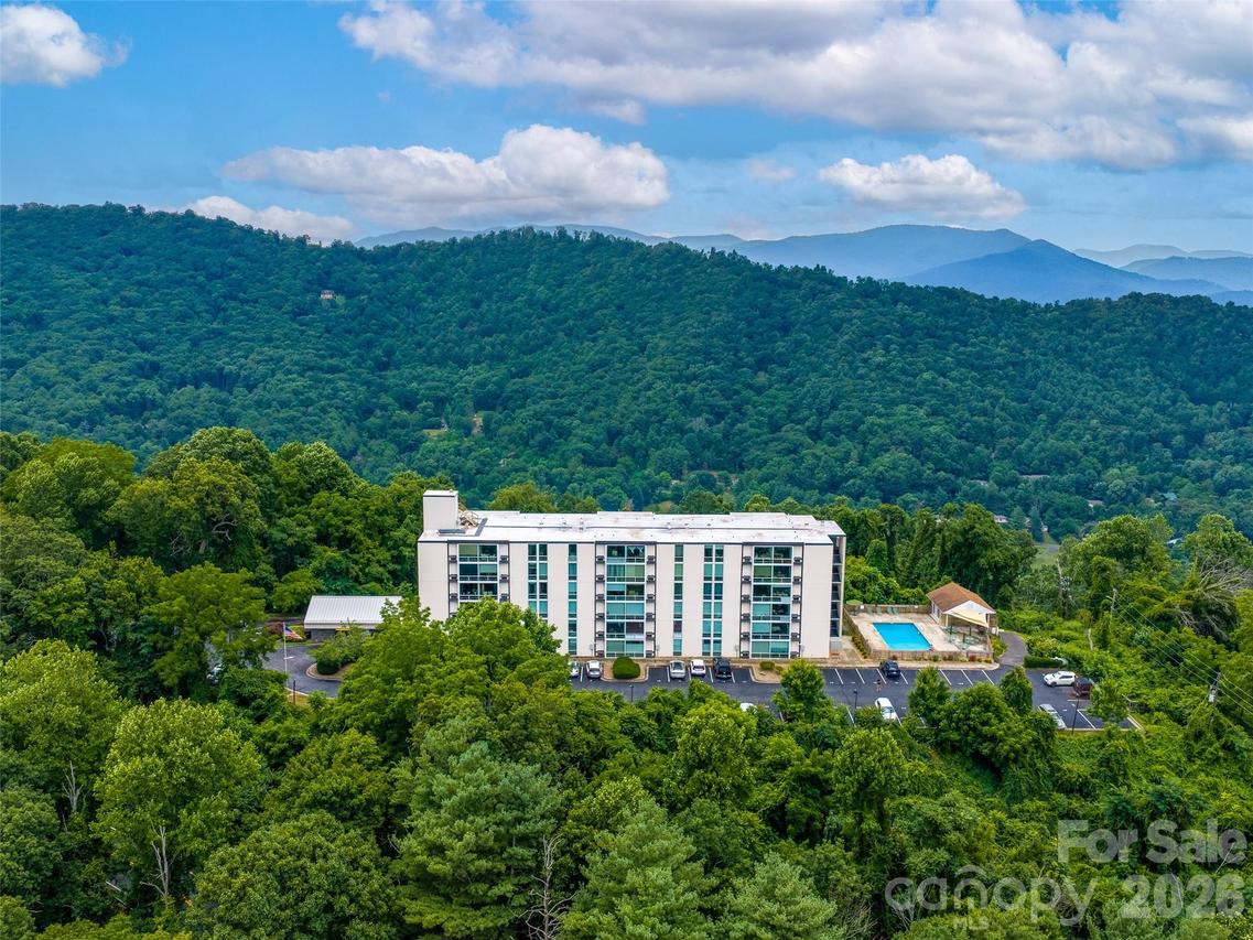 647 Town Mountain Rd. #309, Asheville, NC 28804