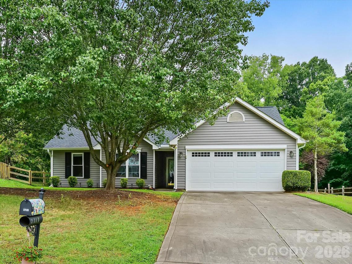 2316 Ivy Run Dr., Indian Trail, NC 28079