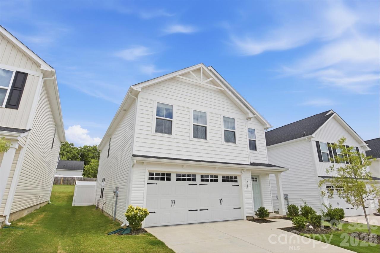 1705 Gutter Branch Dr., Charlotte, NC 28216