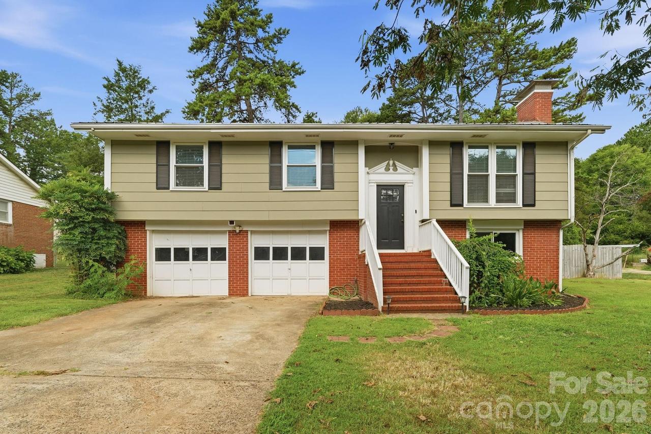 2080 South Point Rd., Belmont, NC 28012