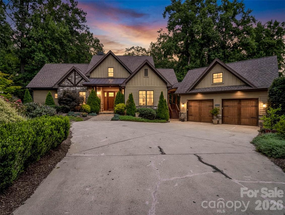 153 Glenn Ct., Mill Spring, NC 28756