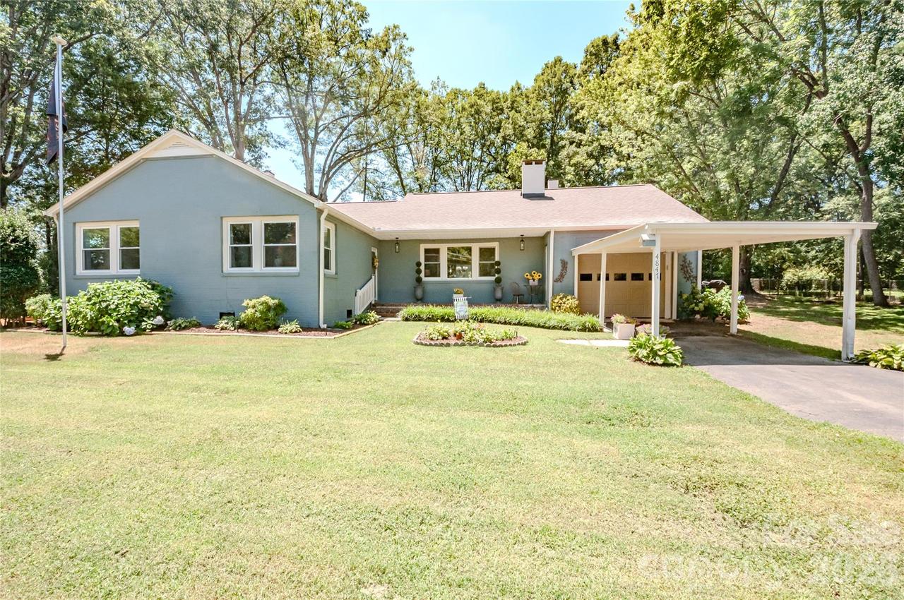 4847 Taylorsville Hwy., Stony Point, NC 28678