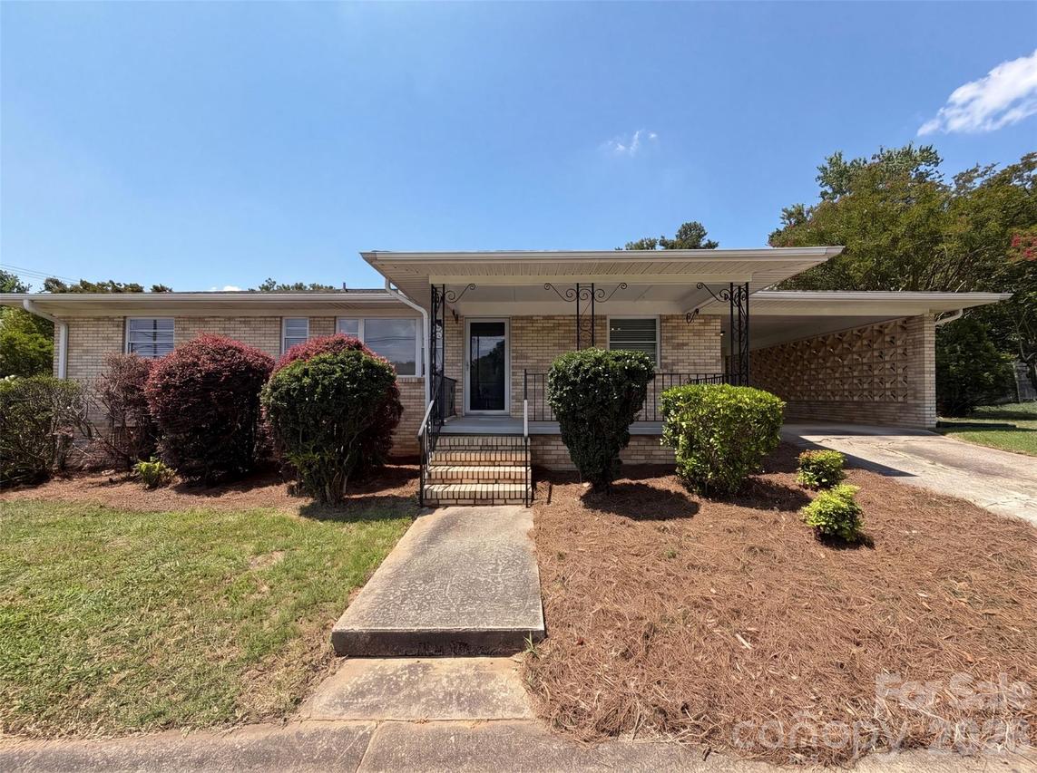 608 E Ryder Ave., Landis, NC 28088