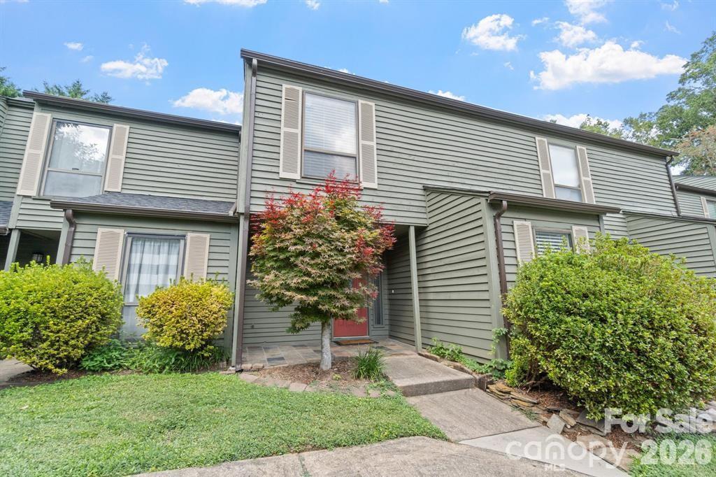 4340 N Center St. #403, Hickory, NC 28601