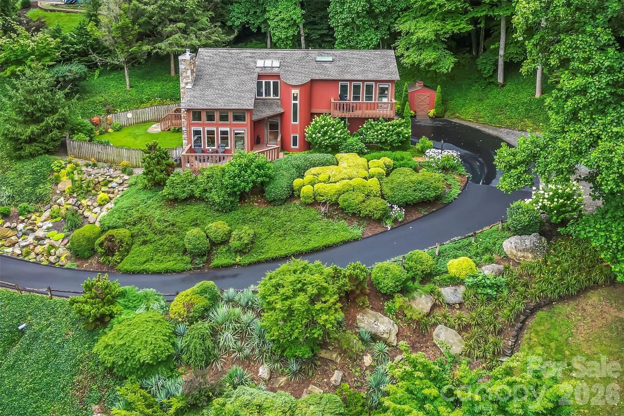 121 Stonecrest Dr., Asheville, NC 28803