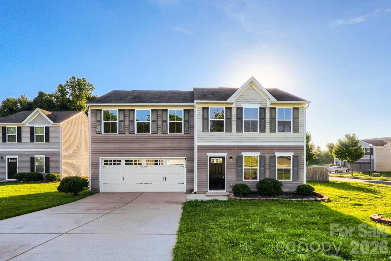 2394 Everton Cir., Concord, NC 28025