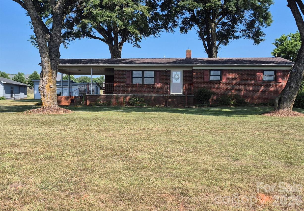 1267 Howards Creek Mill Rd., Vale, NC 28168