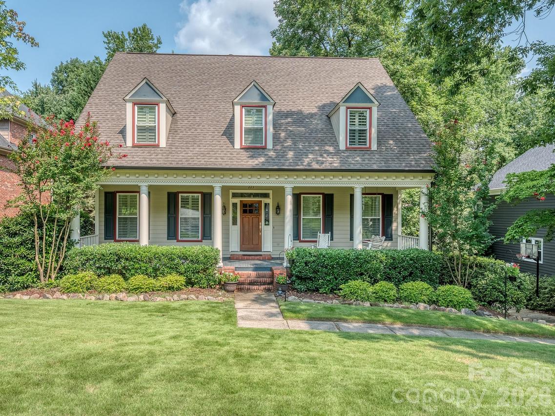 223 N Brackenbury Ln., Charlotte, NC 28270