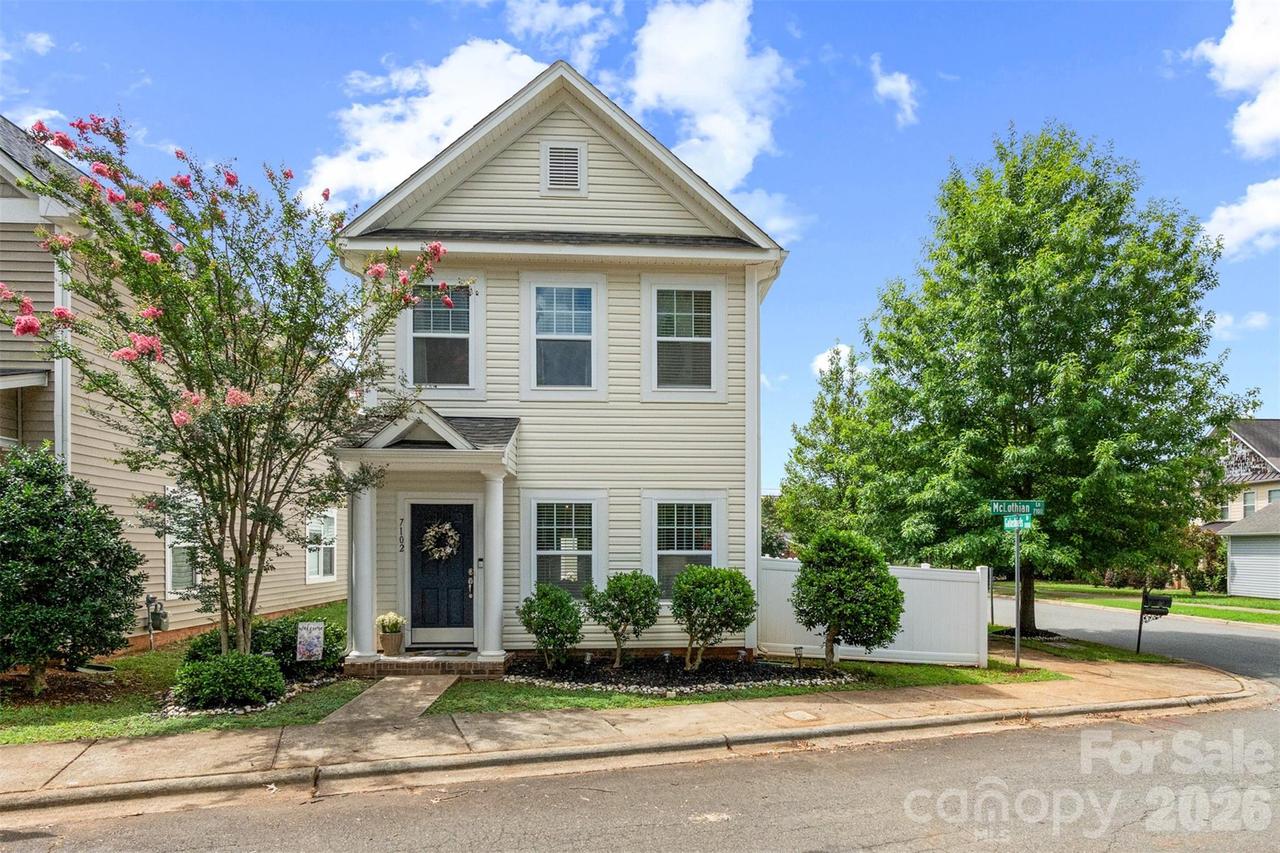 7102 Mclothian Ln., Huntersville, NC 28078