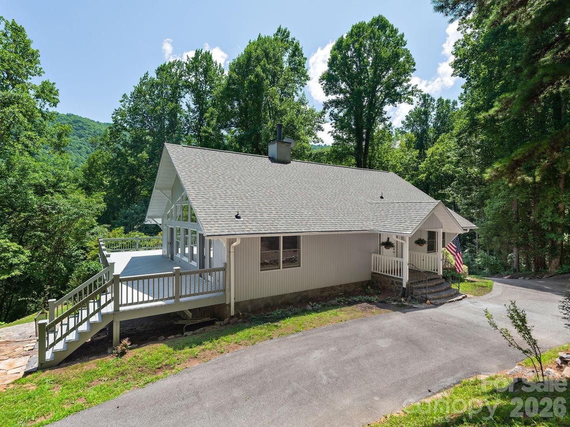 1572 Brushy Fork Rd., Sylva, NC 28779