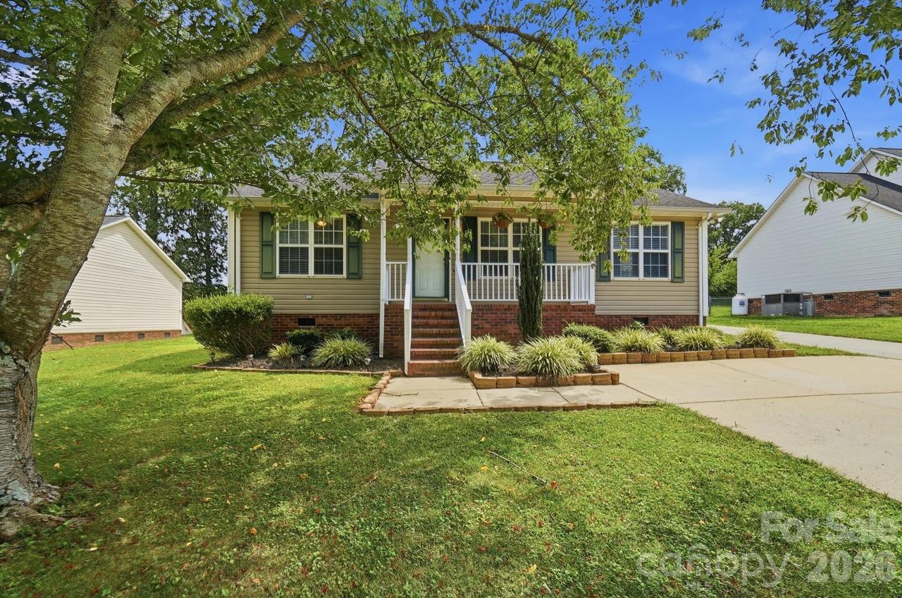 2370 Glenwood St., Kannapolis, NC 28083