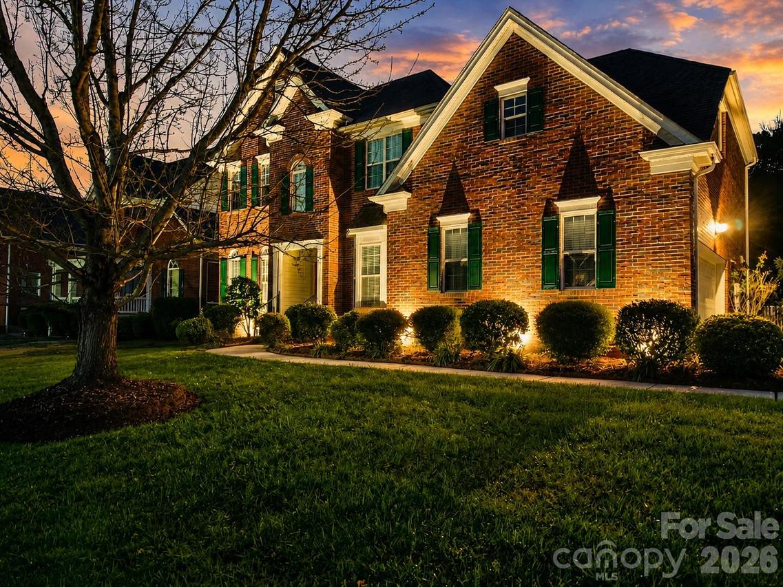 11118 Fountaingrove Dr., Charlotte, NC 28262