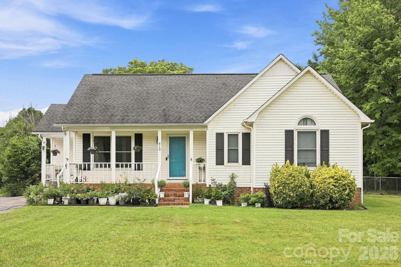610 Winding Way Dr., Monroe, NC 28110