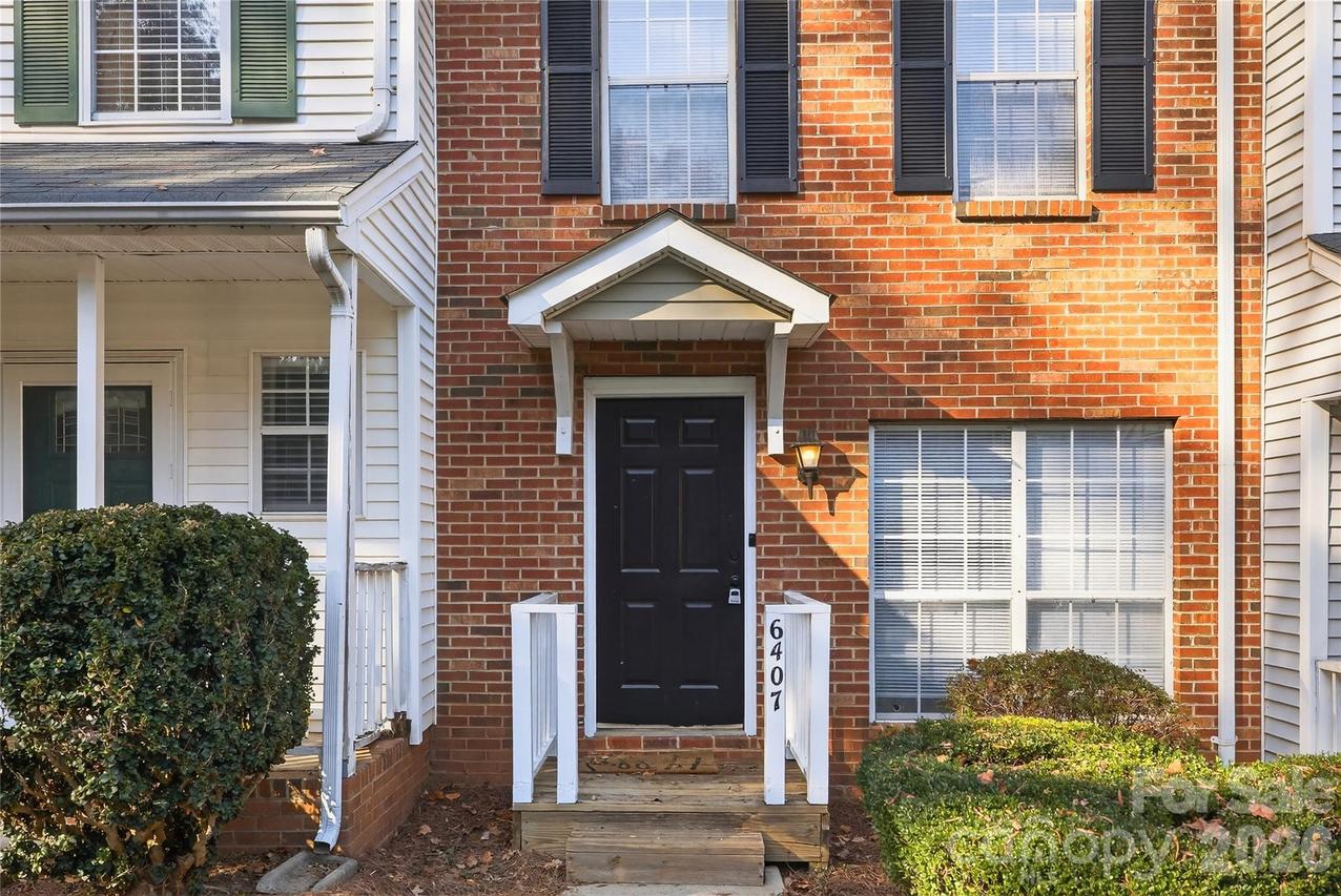 6407 Windsor Gate Ln., Charlotte, NC 28215