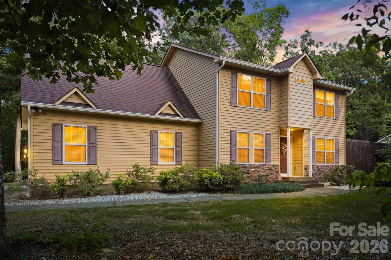 802 White Oaks Cir., Monroe, NC 28112