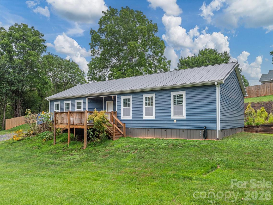 4687 Old Clyde Rd., Clyde, NC 28721