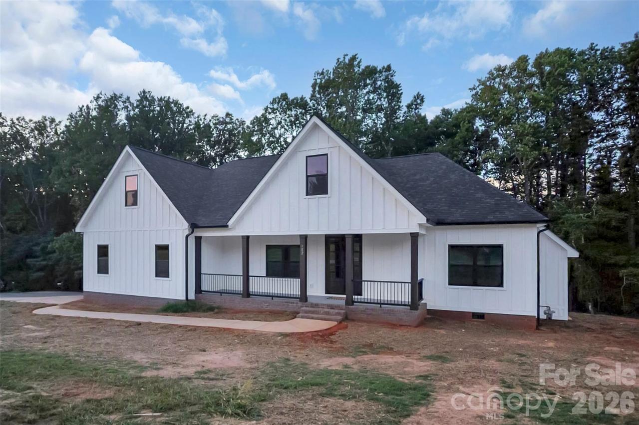 102 Candlewood Dr., Kings Mountain, NC 28086