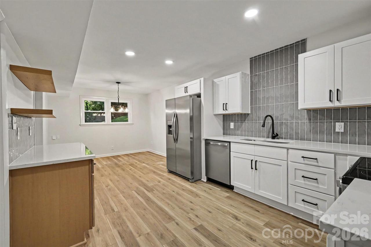 323 Whispering Pines Dr., Charlotte, NC 28217
