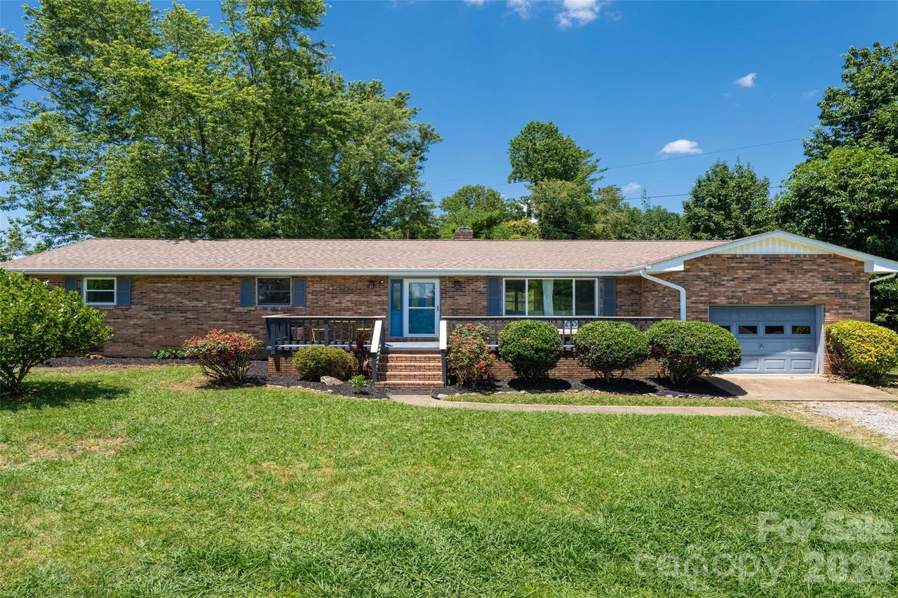 187 Sheehan Rd., Fletcher, NC 28732
