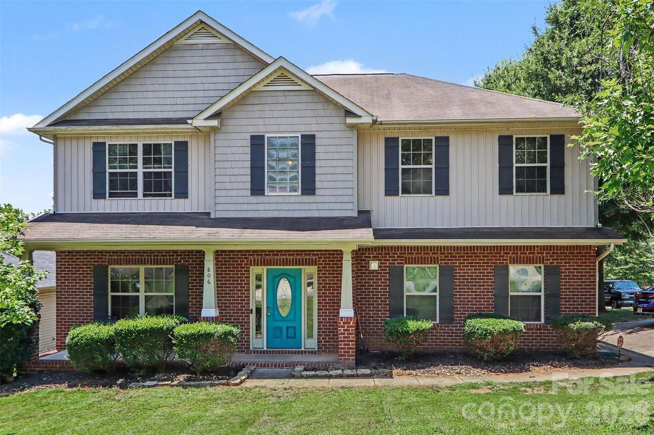 806 Brooke Nicole Pl., Charlotte, NC 28213