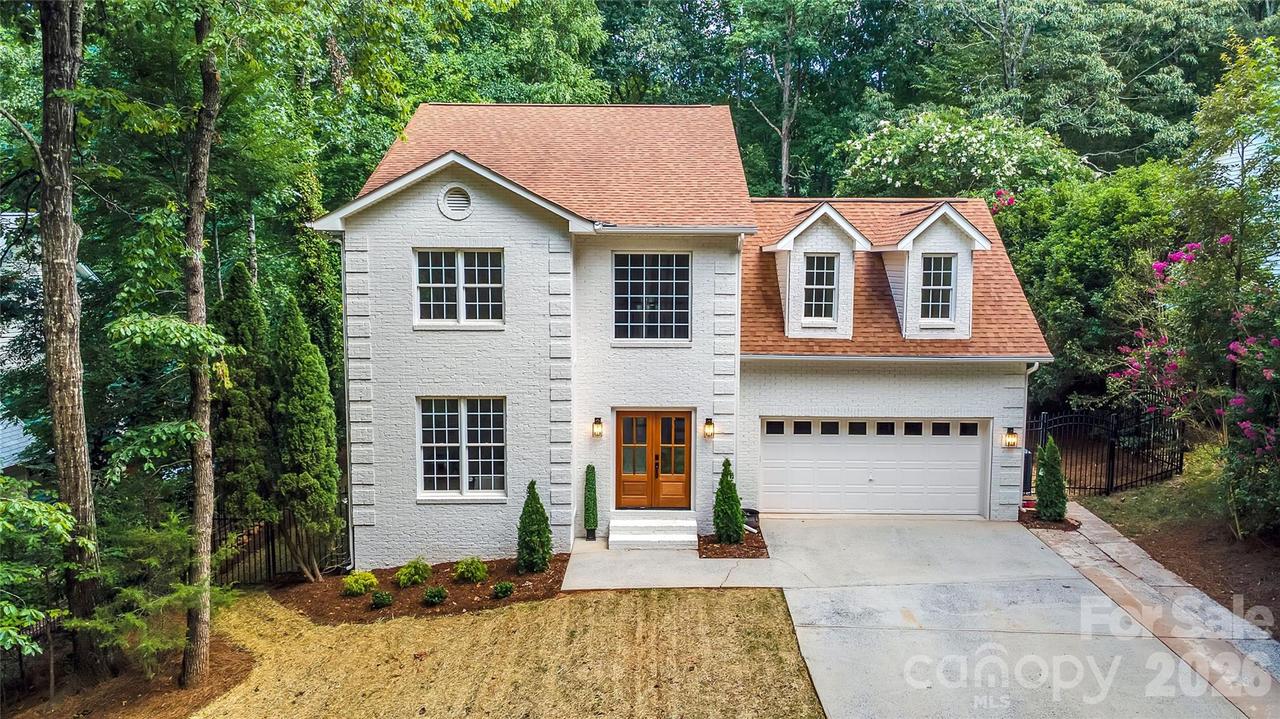 9438 Valley Rd., Charlotte, NC 28270
