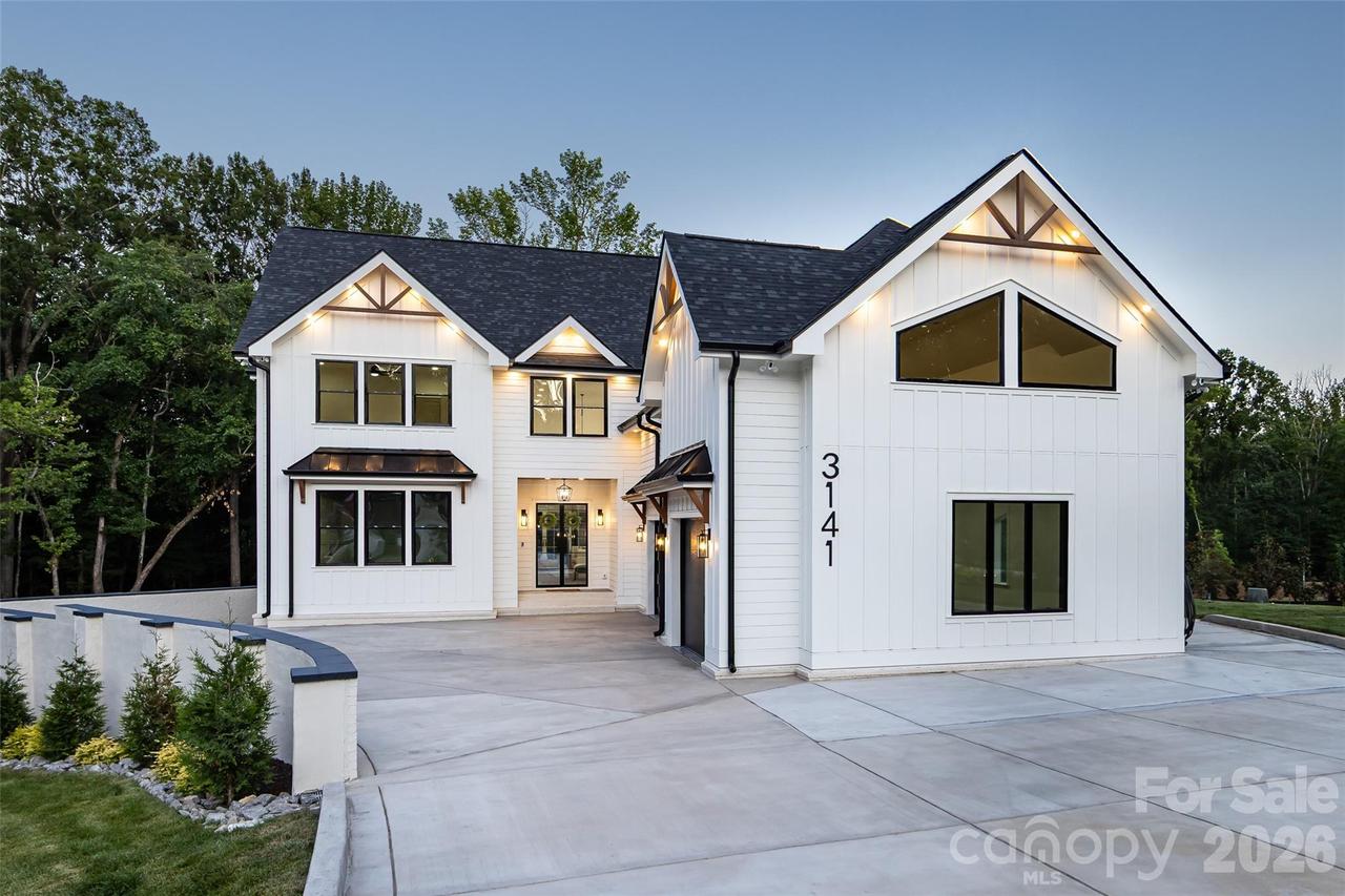 3141 Brayland Ave., Matthews, NC 28104