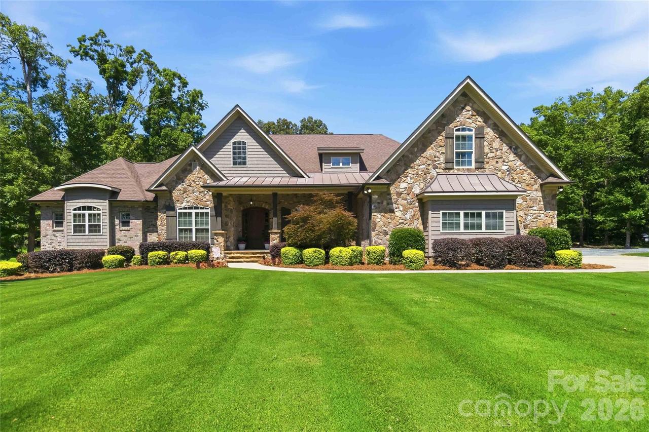 1017 Biggers Farm Ct., Indian Trail, NC 28079